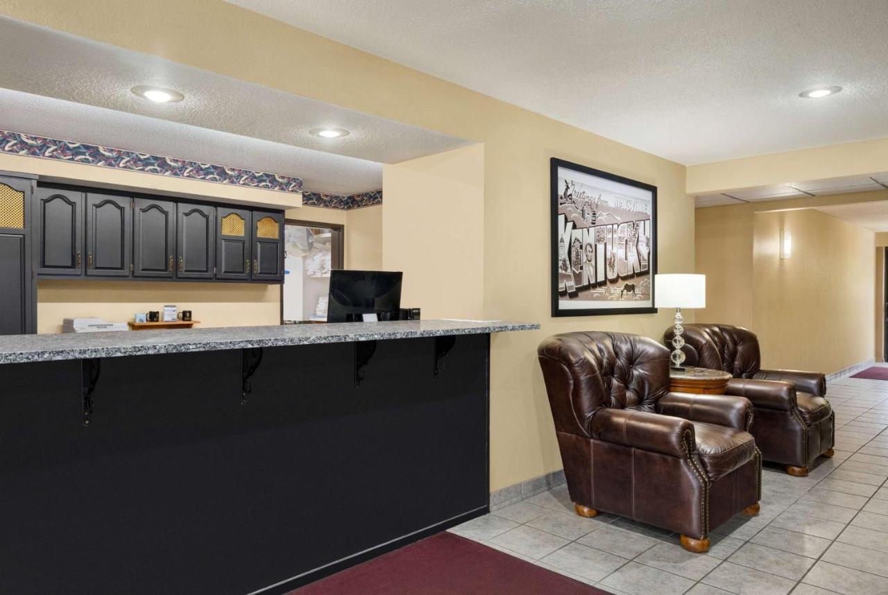 Super 8 By Wyndham Maysville Ky מראה חיצוני תמונה