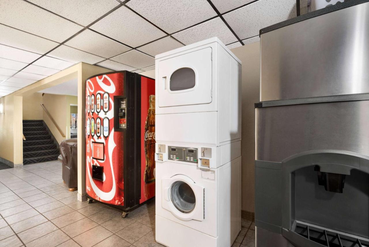 Super 8 By Wyndham Maysville Ky מראה חיצוני תמונה